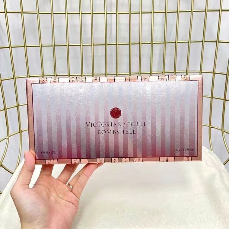 Victoria's Secret Bombshell Perfume Set - 4 x 30ml Eau de Parfum Travel Size