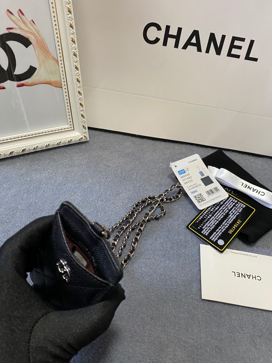 Practical Cane Card Chain Packs for Convenient On-the-Go Essentials - 图片 6
