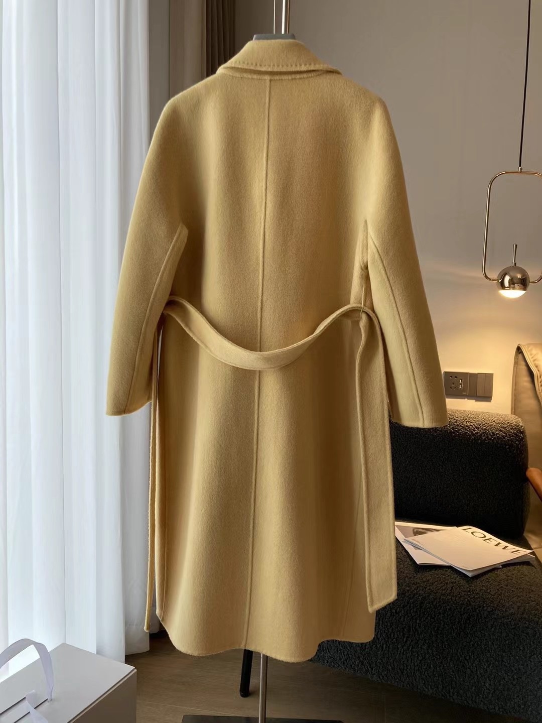 BURBERRY黄色双排扣大衣无敌质