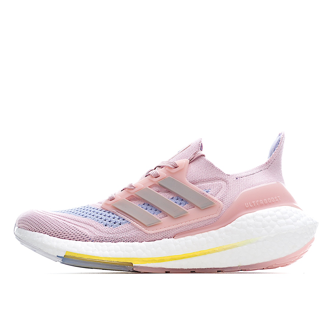 G5 阿迪达斯 Adidas UB7.0 爆米花 前凸后翘的adidas ultra boost 2021系列正式曝光，新一代的ulrtra boost 21在中底的部分添加了更多的boost材质面积，除了部分标志性的细节处外，这次更新的款式以前凸后翘的流线型呈现。中底的支撑片也变成了造型奇特的U型，鞋子设计十分有速度感。