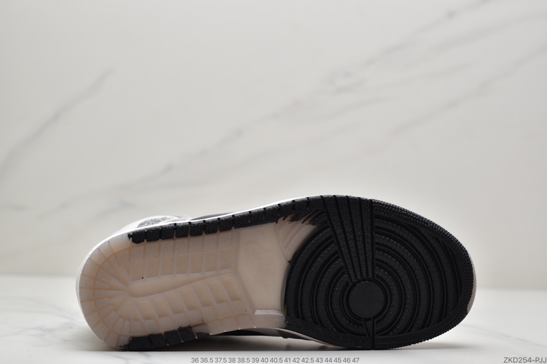 270 全新“Light Bone”配色的Air Jordan 1 Element Gore-Tex首度曝出实物DB2889-100-莆田鞋,莆田鞋货源,高仿鞋,高仿鞋货源,安福档口,莆田高仿鞋,莆田鞋批发,高仿鞋批发,莆田高仿运动鞋,高仿运动鞋,莆田运动鞋 270 全新“Light Bone”配色的Air Jordan 1 Element Gore-Tex首度曝出实物DB2889-100
