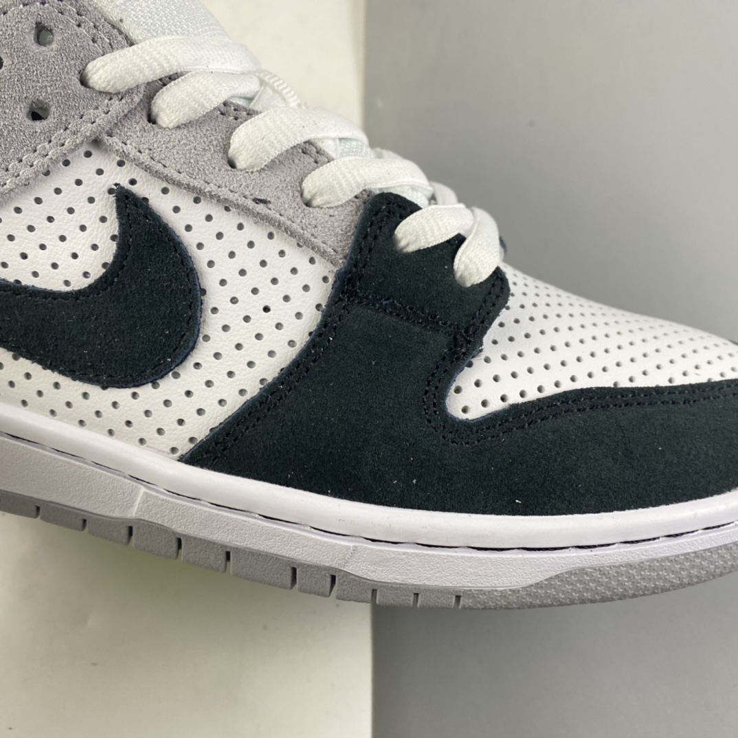 P260  NIKE SB Dunk Low Pro SB扣碎篮板时尚休闲板鞋 BQ6817-011