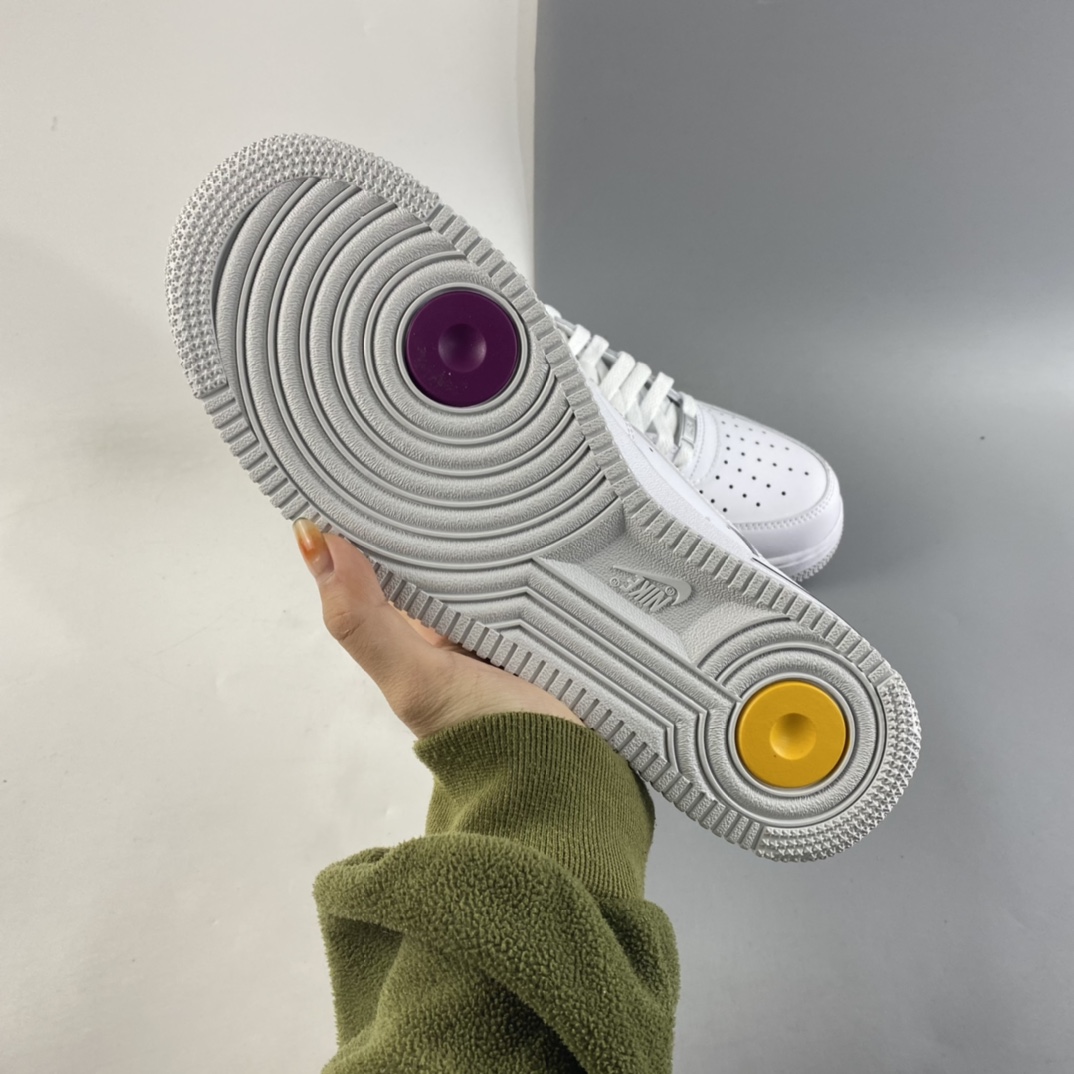 P200  NIKE Air Force 1 Low  空军一号低帮休闲板鞋 DM8148-100