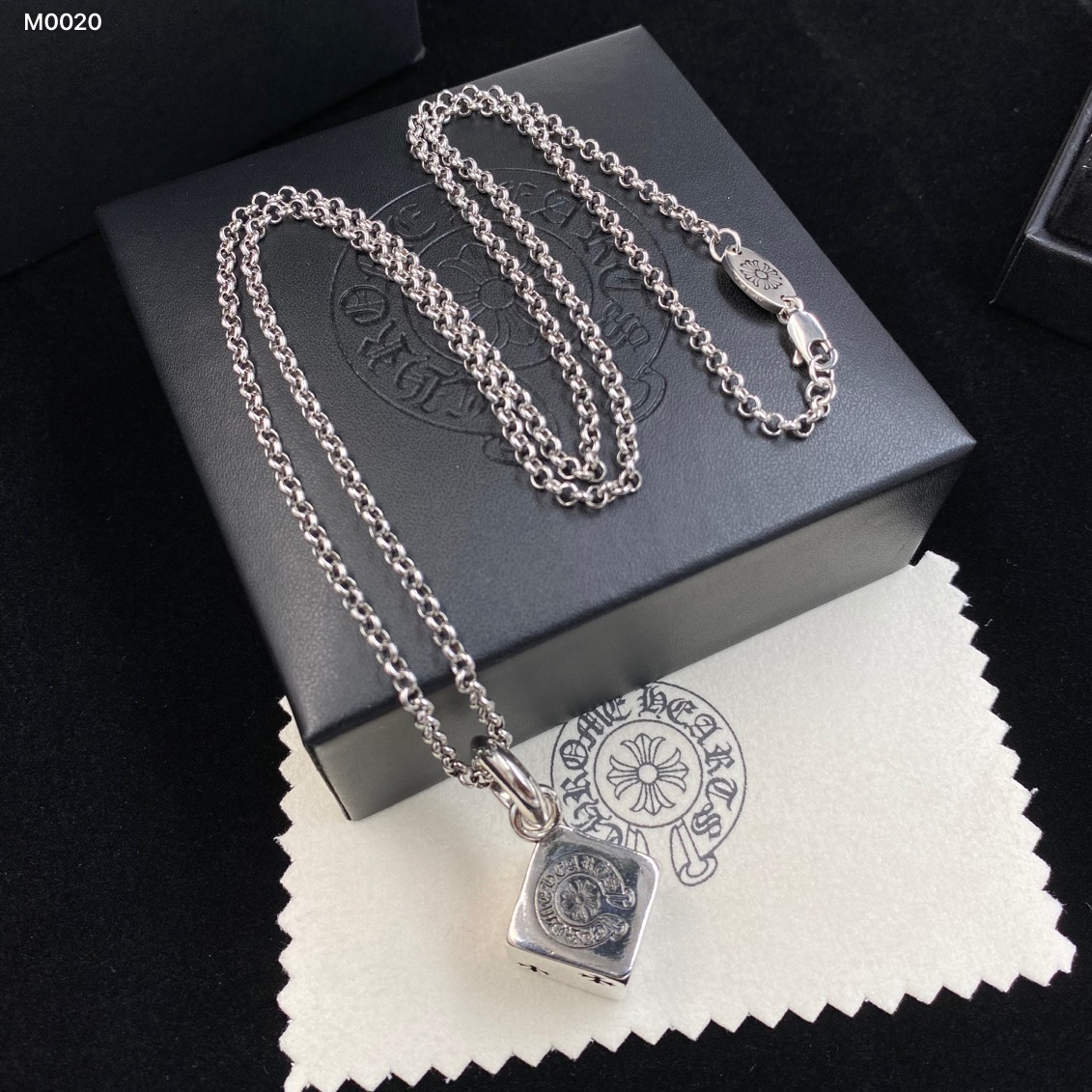 NO:533670,Croheart dice necklace, jewelry boutique, chrome hearts, necklace19860909克罗心骰子项链,饰品精品,chrome hearts,necklace,Jewelry