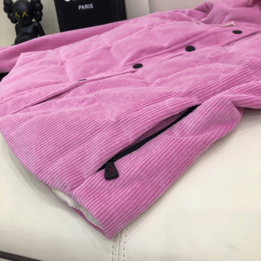 Moncler灯芯绒90鹅绒羽绒外套