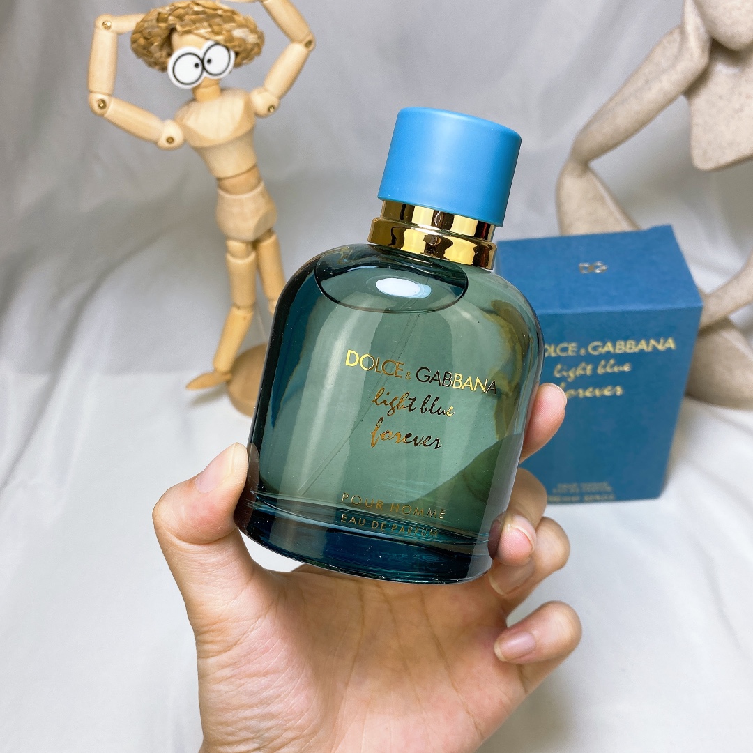 Dolce & Gabbana Light Blue Forever Eau de Parfum for Men - 100ml 3 i1636637659 7330 1