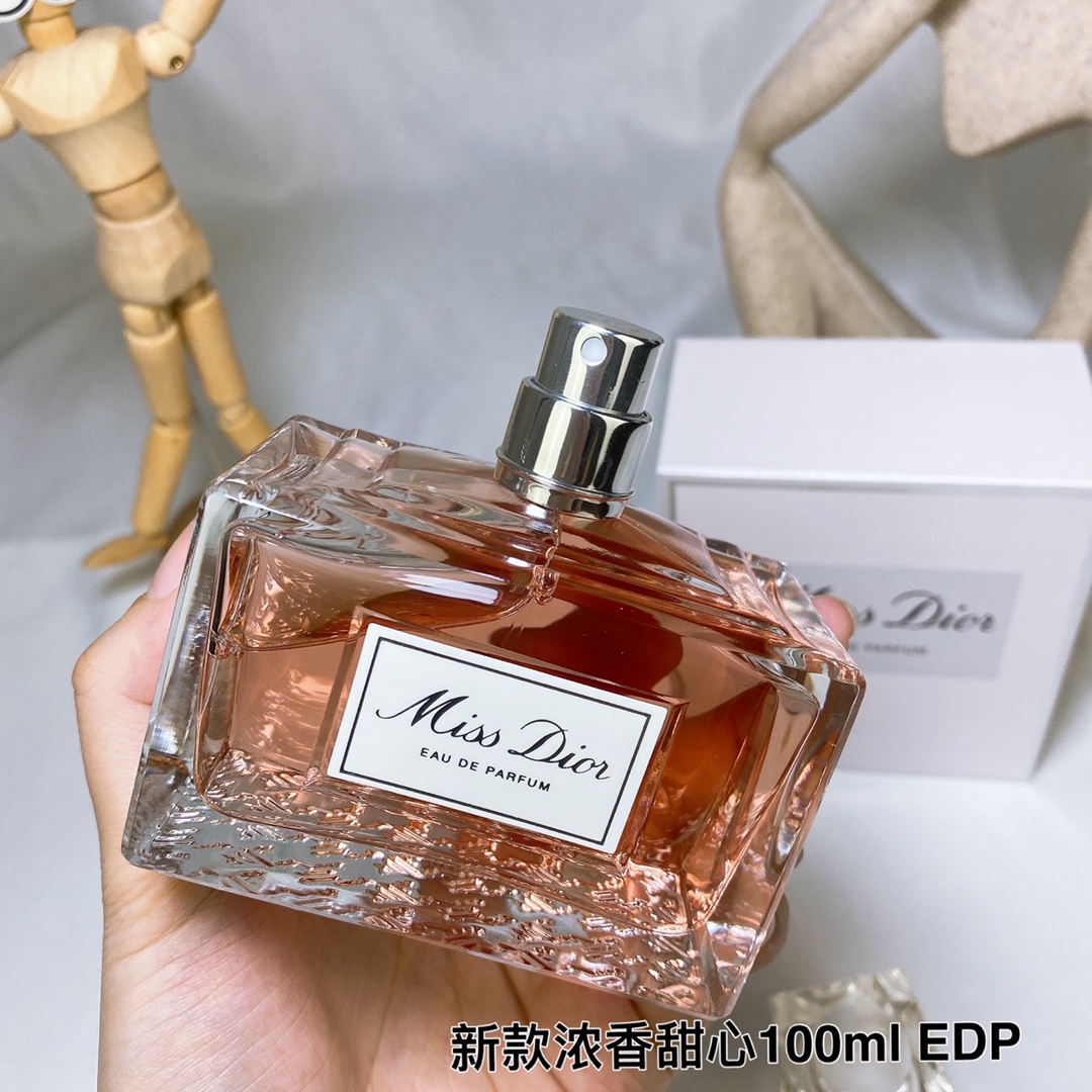 Miss Dior Eau de Parfum 100ml - Floral and Fresh Fragrance for Women 8 i1636638078 2149 6