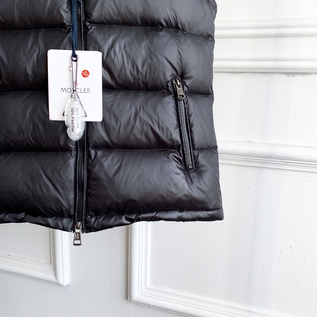 moncler90白鸭绒羽绒服马甲外