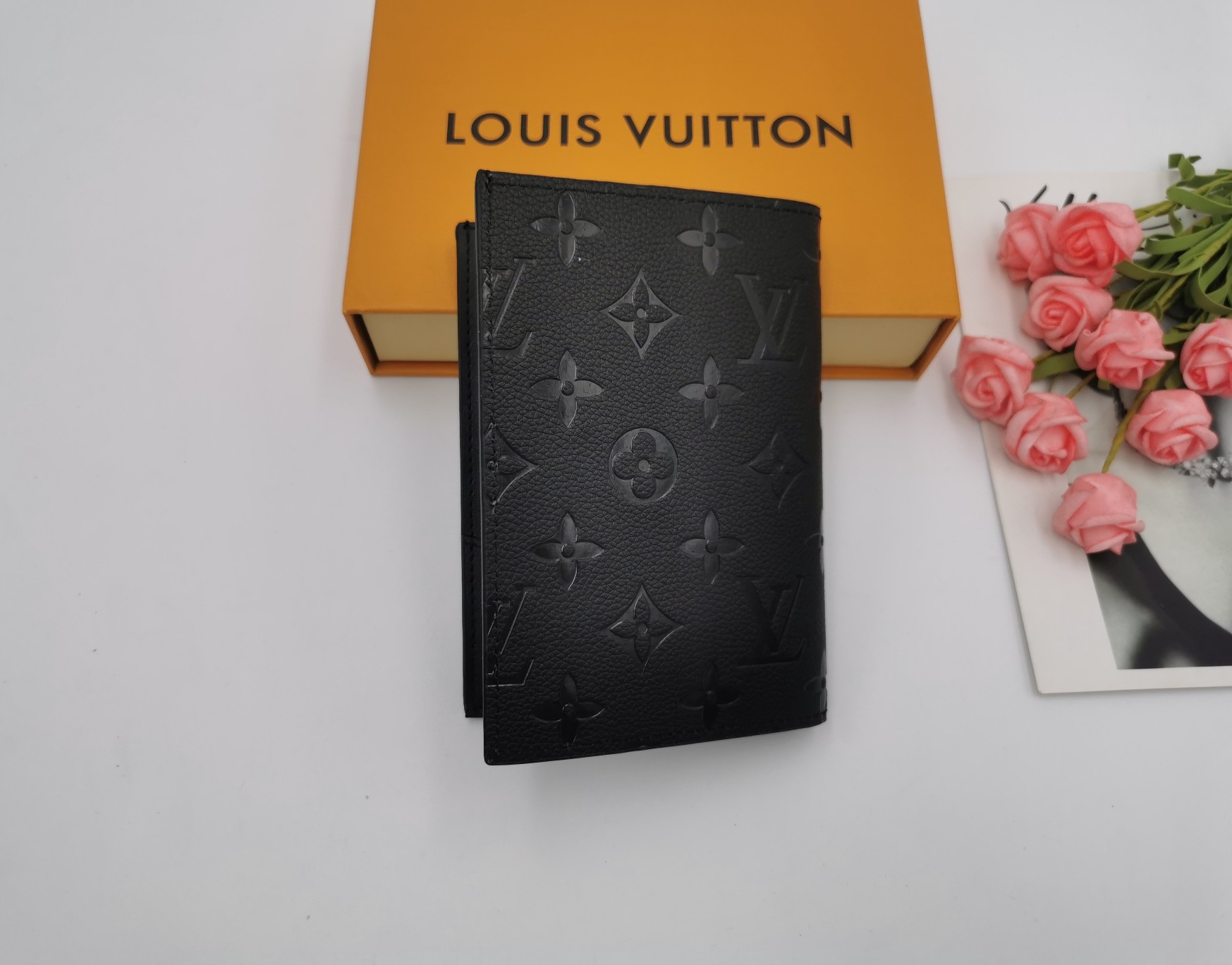 RFID blocking technology in the leather passport case