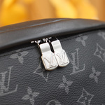 Louis Vuitton LV Discovery Belt Bags & Fanny Packs M44336