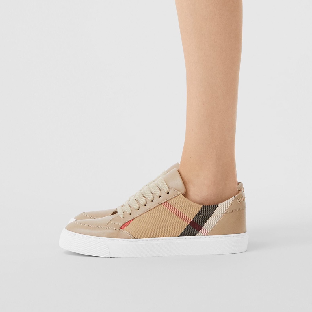 Imagen de la parte superior del pie·Burberry_zapatillas casuales con cordones▪️