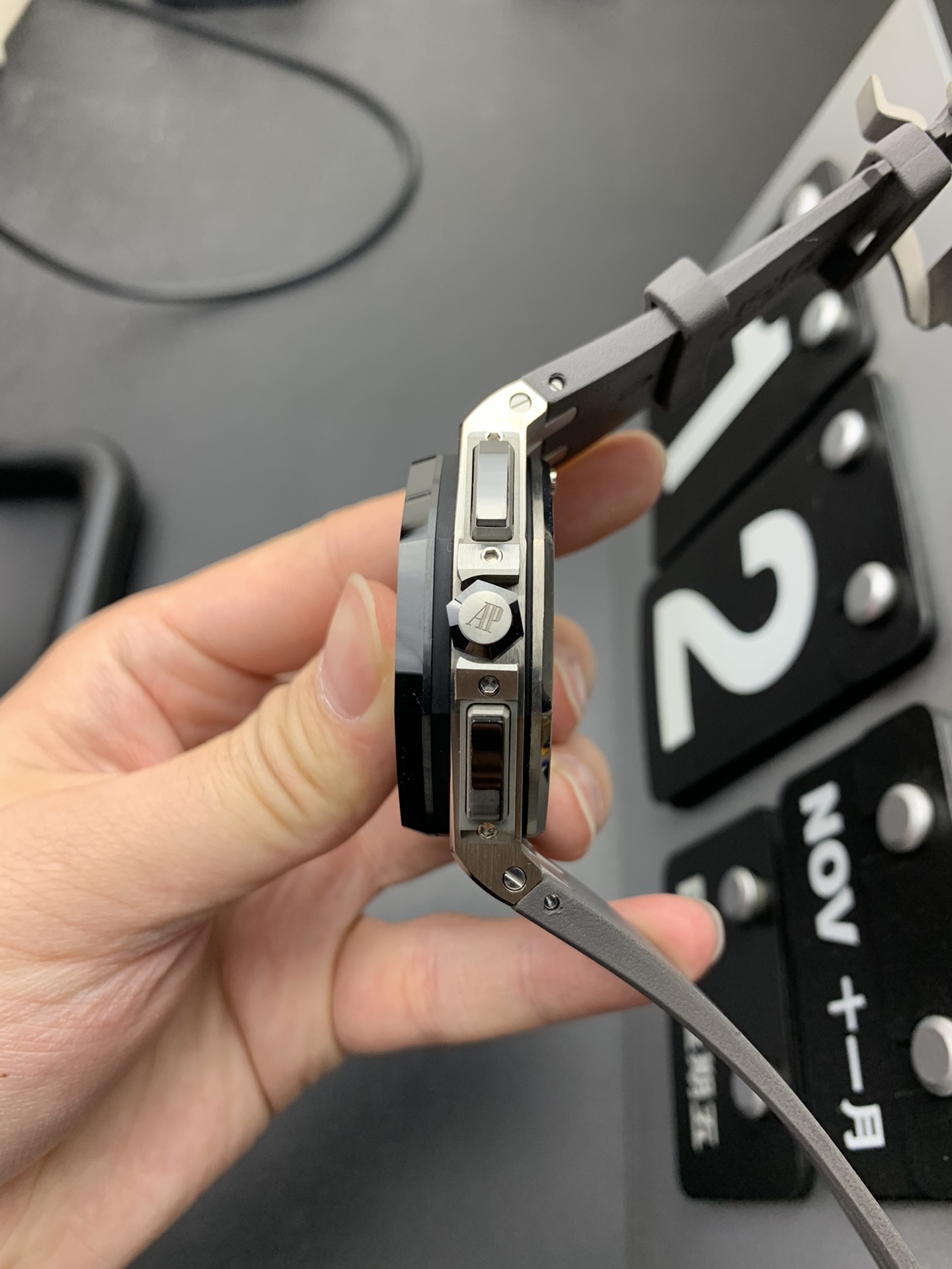 Audemars Piguet 钛AP计时