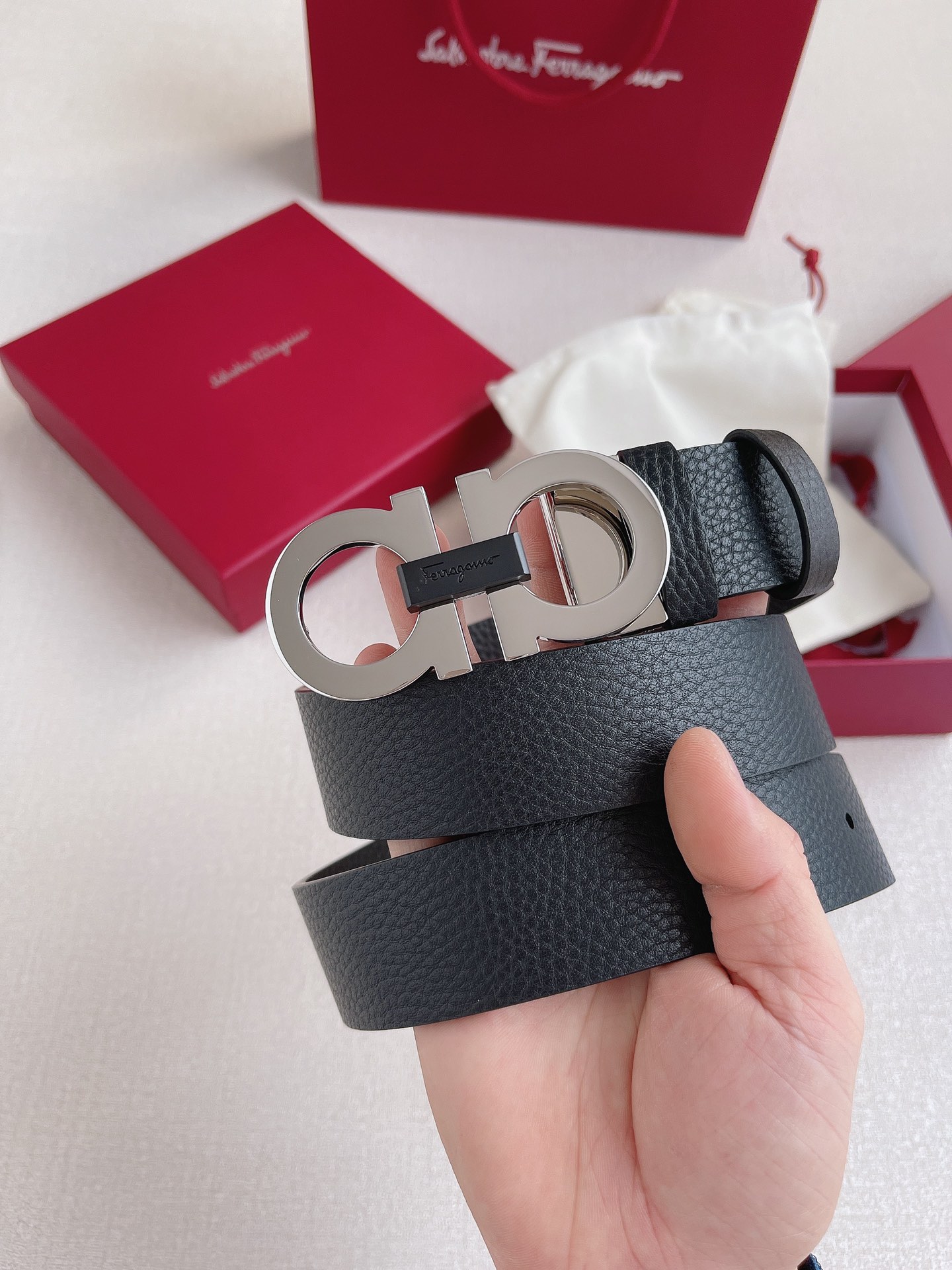 H5  Ferragamo菲拉格慕 皮带