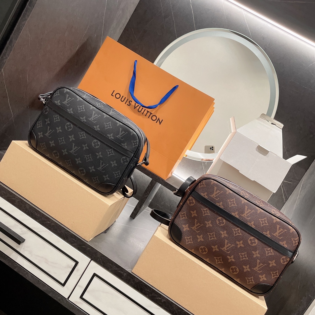 Canvas Coated Box for Outdoor Business Work: Ideal Size and Durability