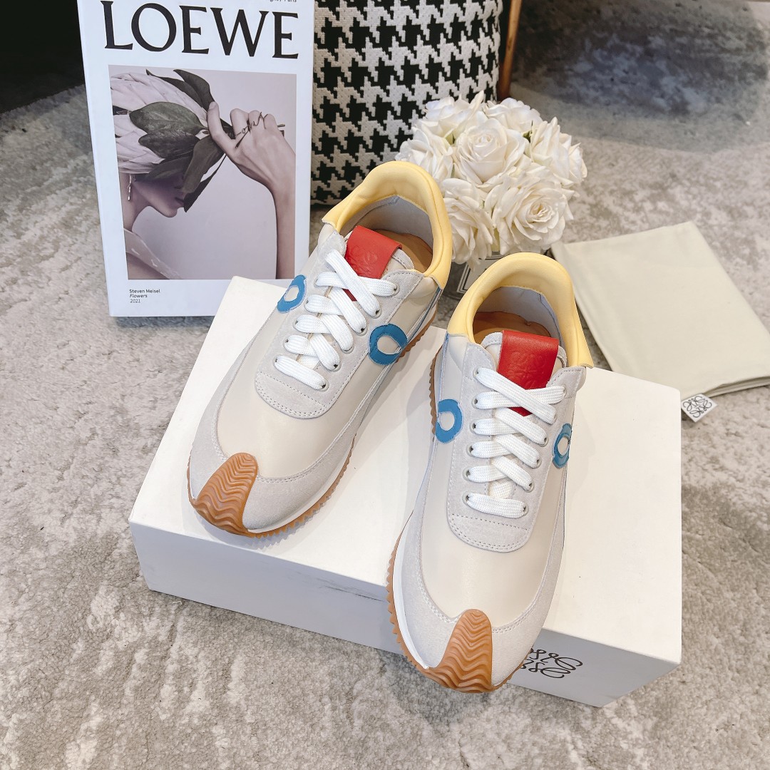 全皮出厂  男码➕10 情侣👫款
  🆕LOEWE罗意威2023SS新款运动休闲鞋，国外购原板1：1开发