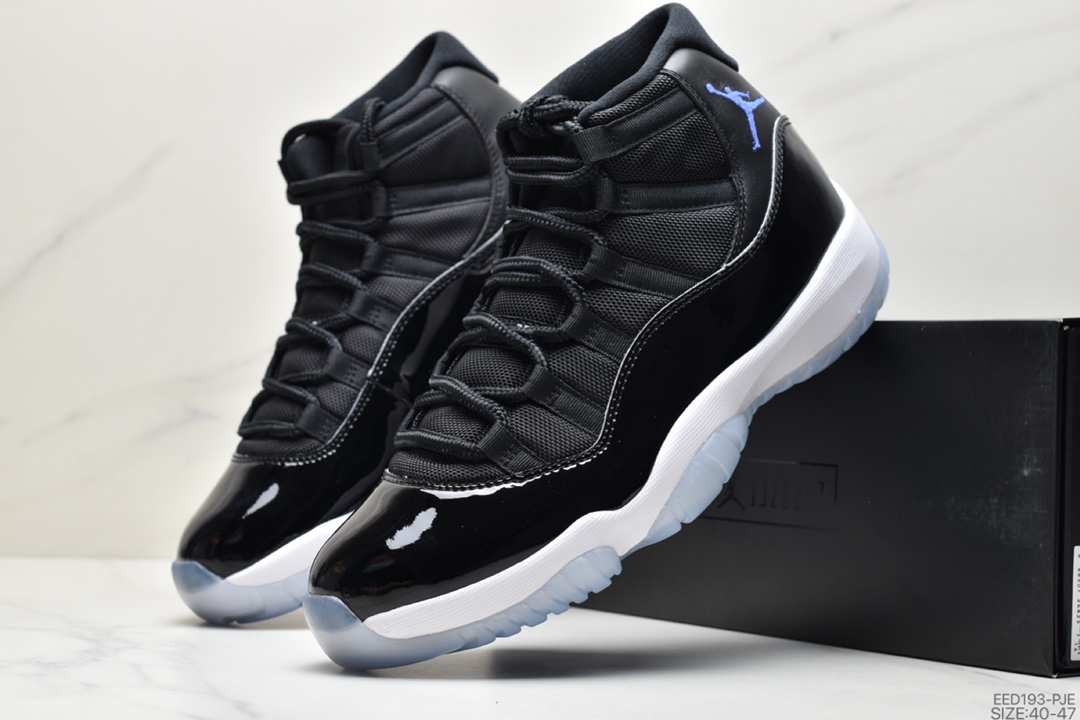 370 Air Jordan 11 “Space Jam” 大灌篮378037-003