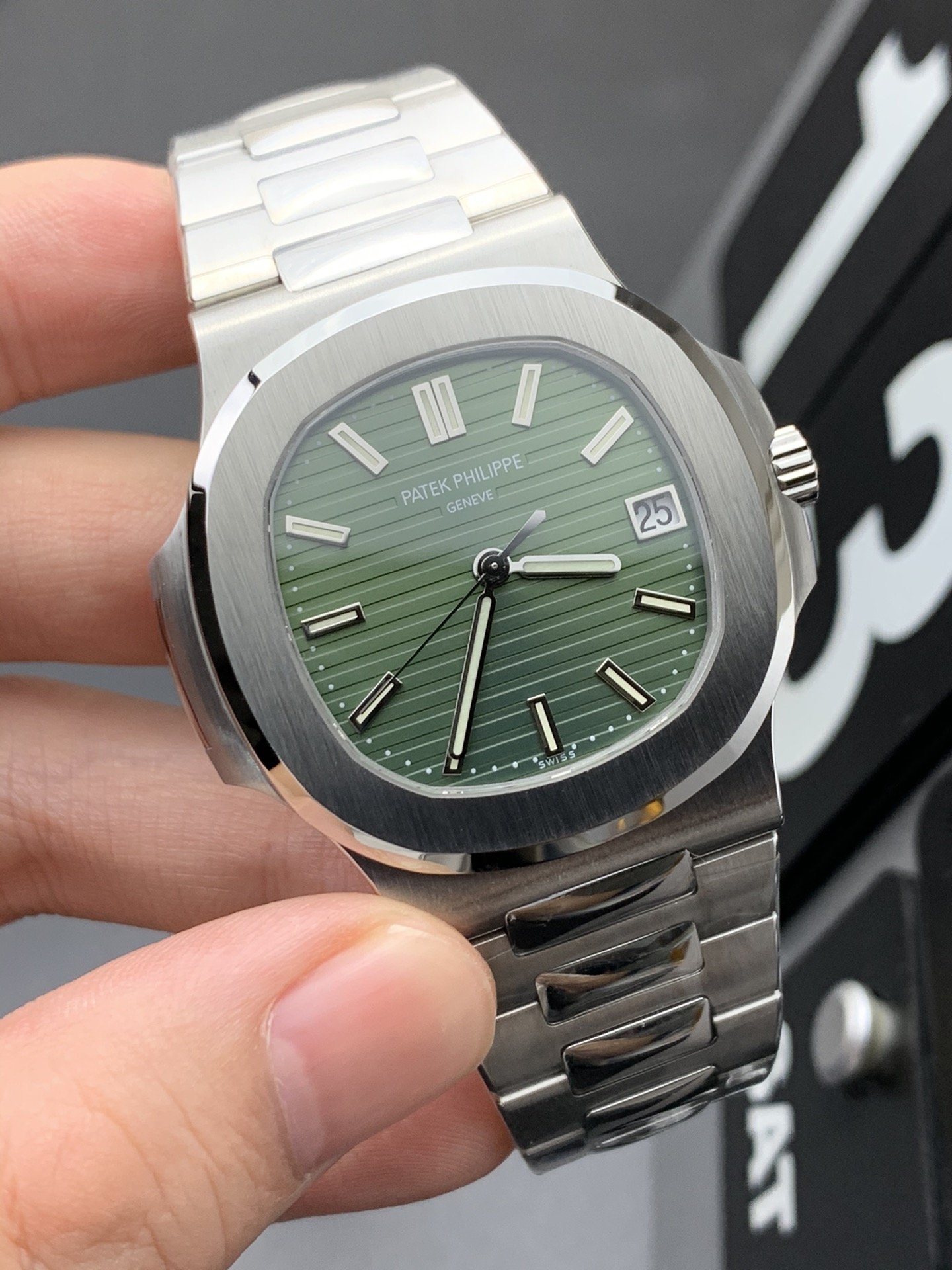 Patek Philippe PPF 绿鹦鹉螺