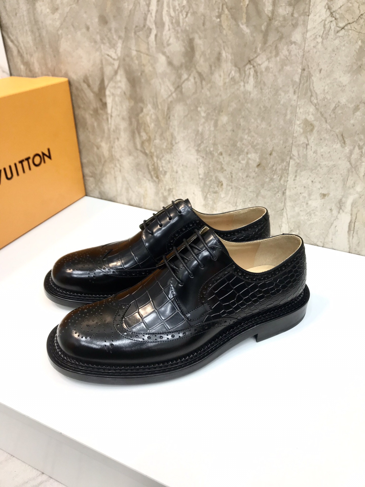 Top Original: P610 Marca: LOUIS*VUITTON (Louis Vuitton) Código estándar: 38-44 (45 grado personaliza