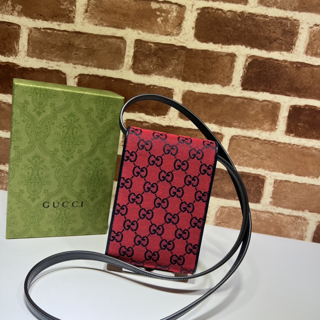 GUCCI古驰520特别系列双G图案迷你手袋661109