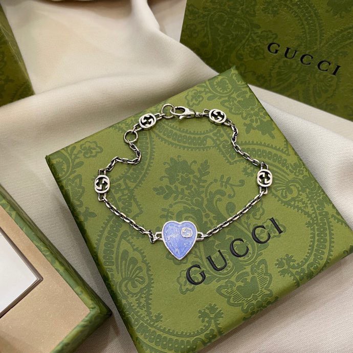 NO:104304,Gucci 925 sterling silver interlocking double G enamel blue love bracelet size 172cm, Gucci bracelet, gucci, gucci, bracelet, pure silver19860909Gucci古驰925纯银互扣式双G珐琅蓝色爱心手链 尺寸172cm,古驰手链,gucci,gucci,bracelet,pure silver,Jewelry