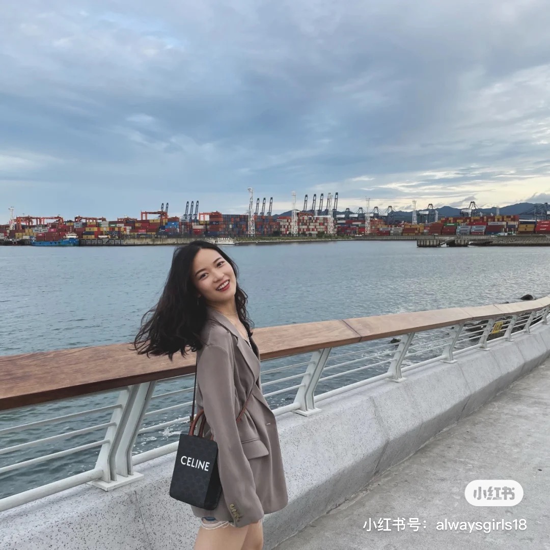 NO:207914,Super mini, super cute, cute~ It's so beautiful~ Celine, celine, celine19860909超mini超萌超可爱呢～ 颜值撞心口上啦～,赛琳celine,celine,celine,Bag