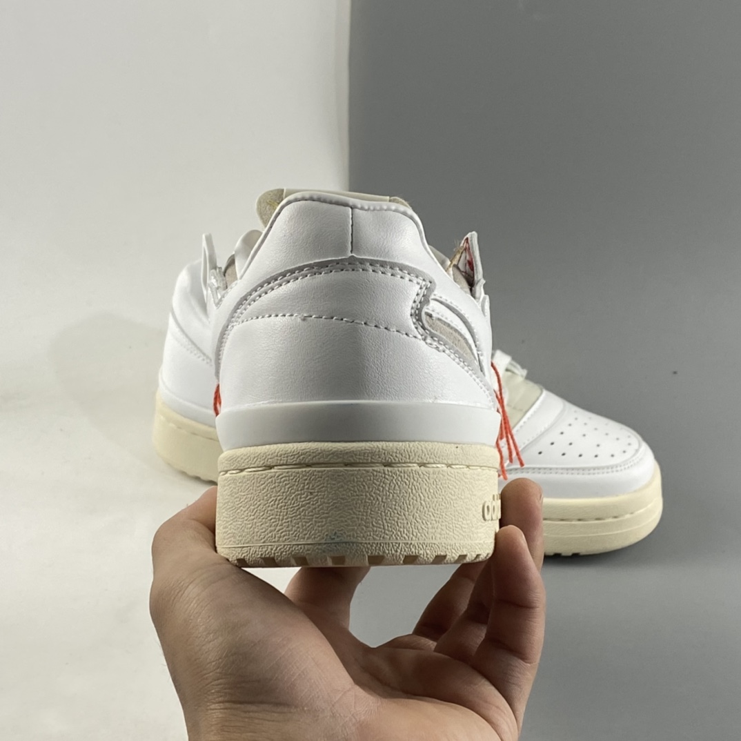 P200  Adidas  Forum 84 Low 全猪八材质低帮百搭潮流休闲运动板鞋 FZ3774 尺码：36 36.5 37 38 38.5 39 40 40.5 41 42 42.5 43 44 44.5 45