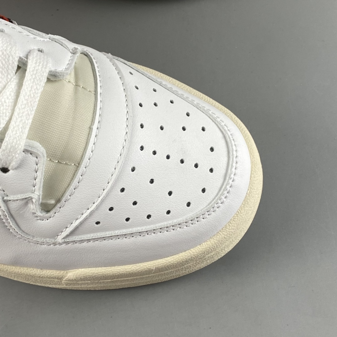 P200  Adidas  Forum 84 Low 全猪八材质低帮百搭潮流休闲运动板鞋 FZ3774 尺码：36 36.5 37 38 38.5 39 40 40.5 41 42 42.5 43 44 44.5 45