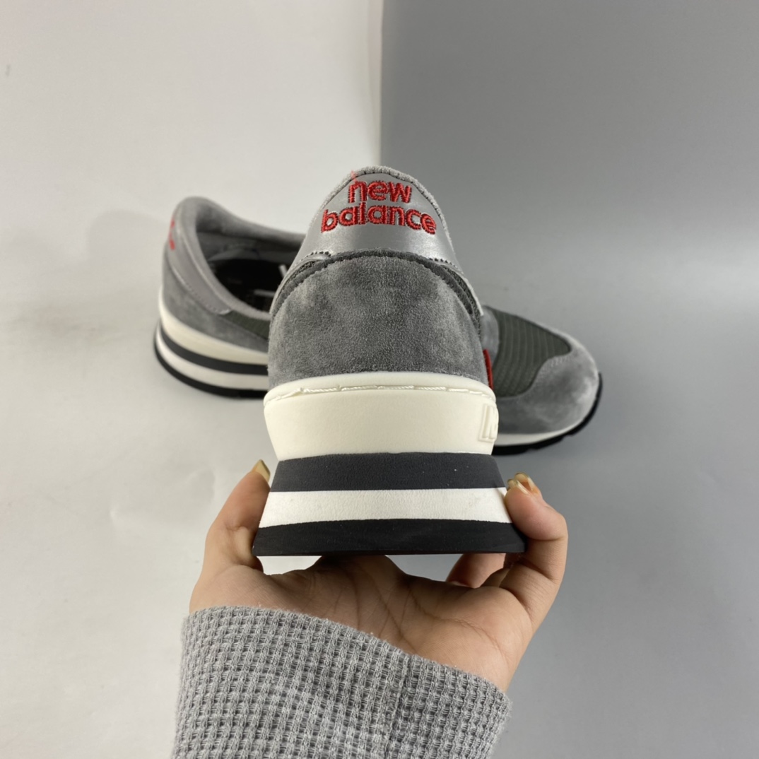 P240  New Balance NB990系列 高端美产复古休闲跑步鞋 M990VS1