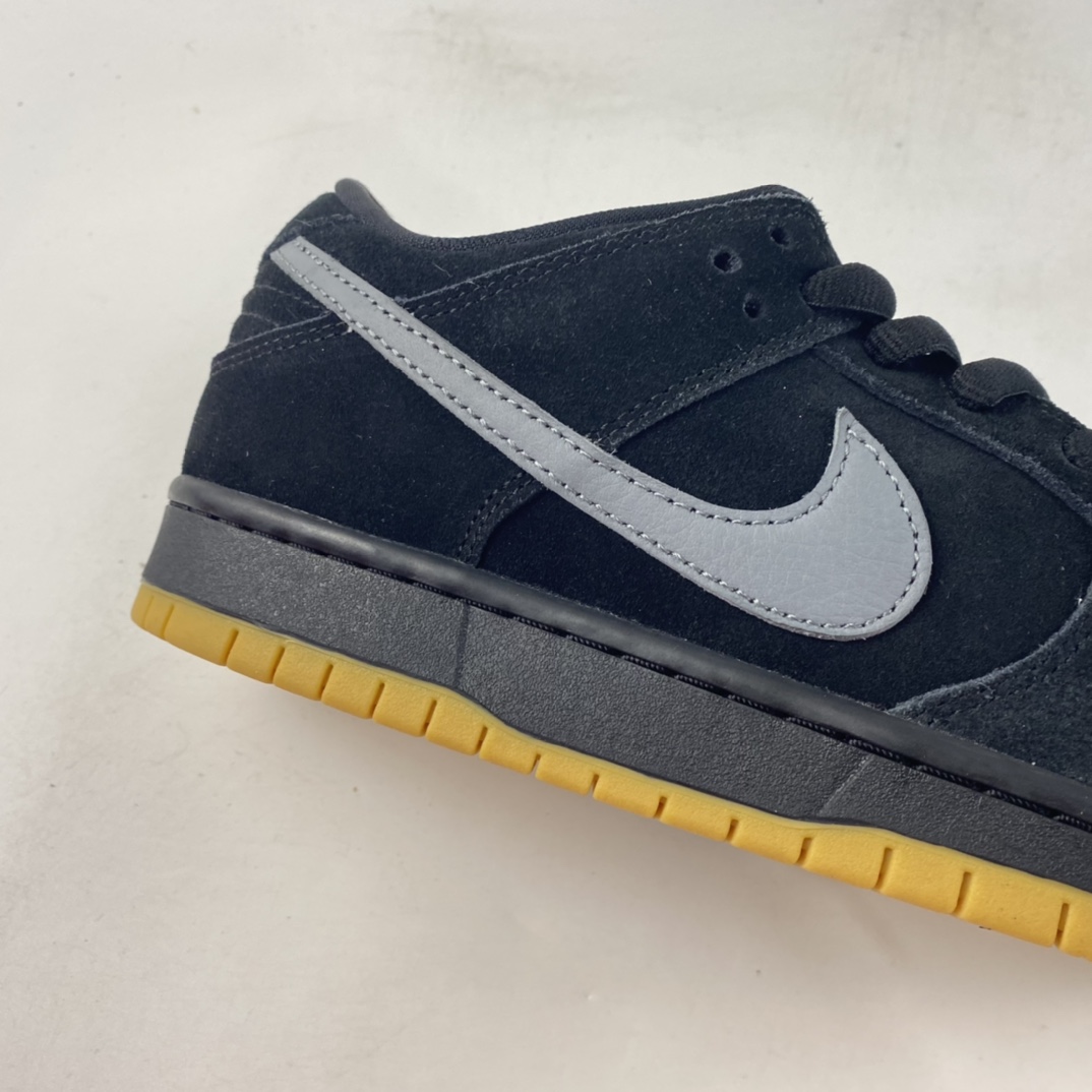 P300  NIKE SB Dunk Low “Tog”黑生胶 BQ6817-010