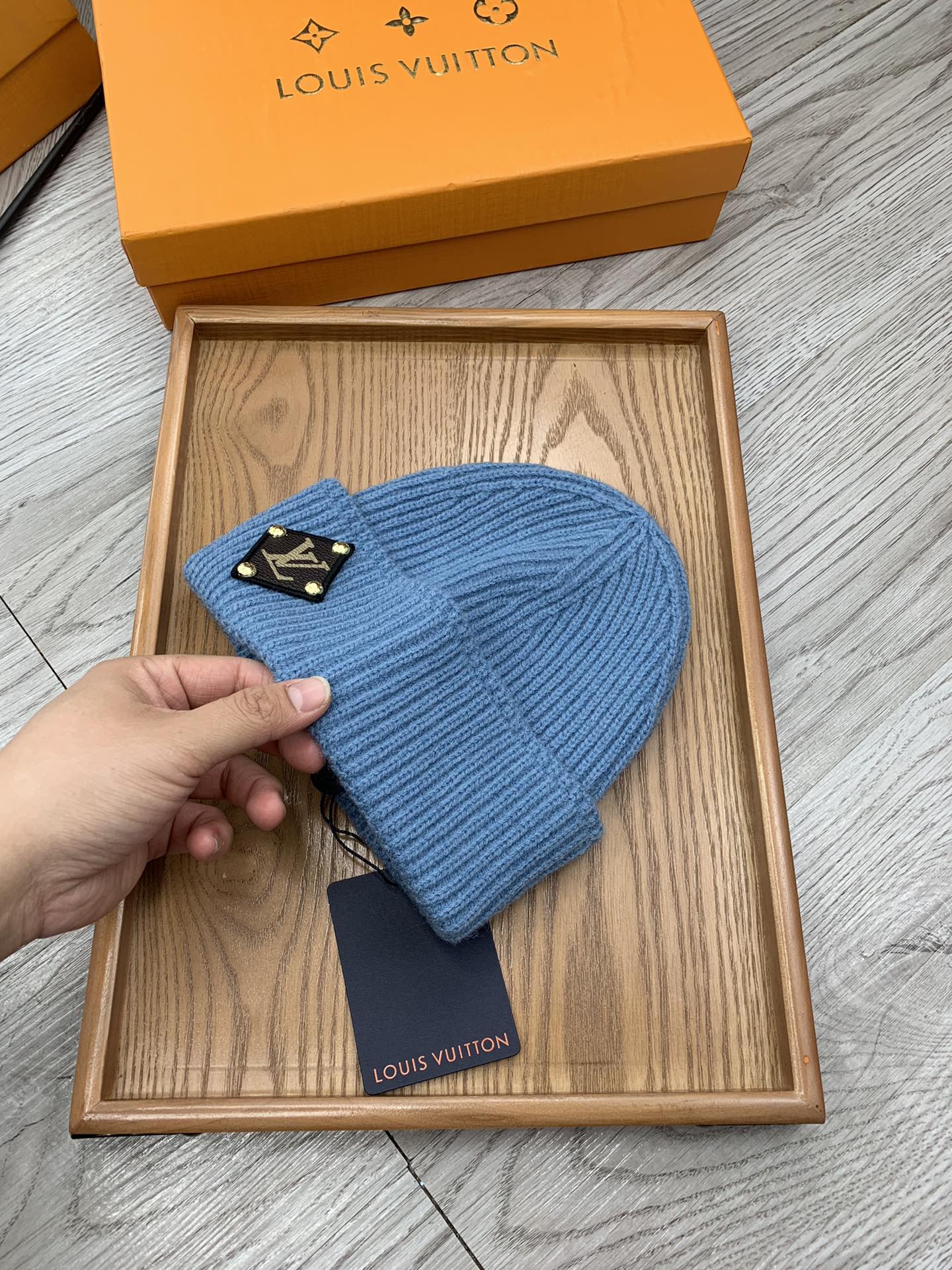 。L家。福利！！【细毛线针织单帽】新款上架，特别实惠的一个系列帽子，面料：细毛线。密度紧致！毛线针织面料