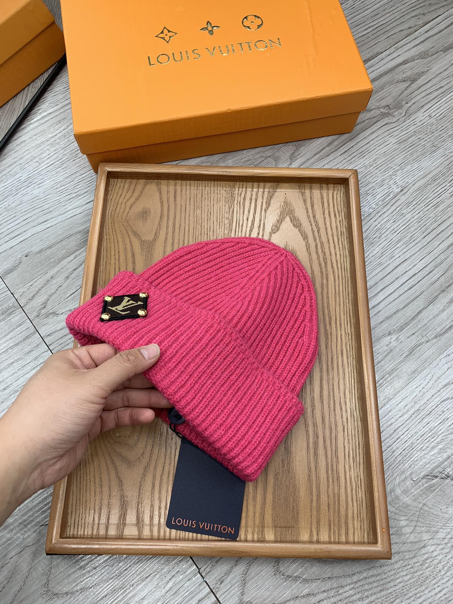 。L家。福利！！【细毛线针织单帽】新款上架，特别实惠的一个系列帽子，面料：细毛线。密度紧致！毛线针织面料