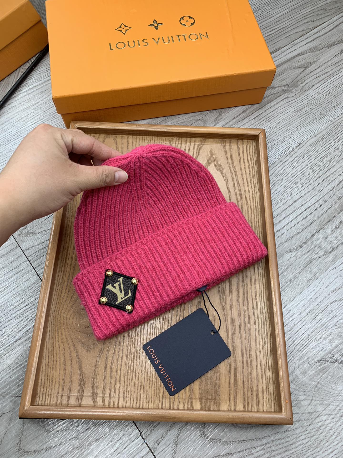 。L家。福利！！【细毛线针织单帽】新款上架，特别实惠的一个系列帽子，面料：细毛线。密度紧致！毛线针织面料