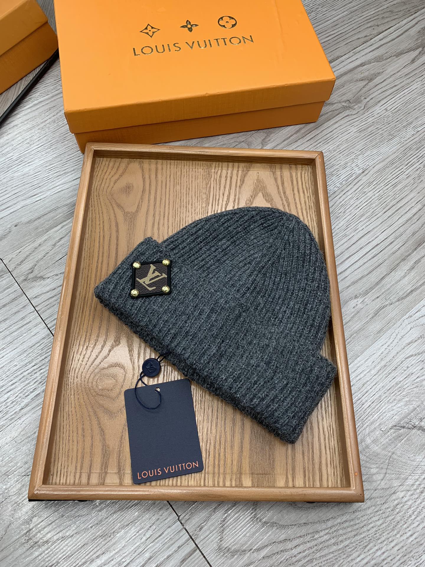 。L家。福利！！【细毛线针织单帽】新款上架，特别实惠的一个系列帽子，面料：细毛线。密度紧致！毛线针织面料