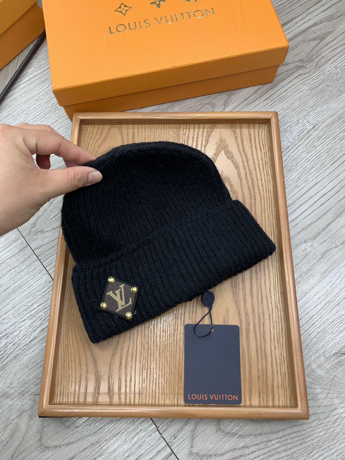 。L家。福利！！【细毛线针织单帽】新款上架，特别实惠的一个系列帽子，面料：细毛线。密度紧致！毛线针织面料