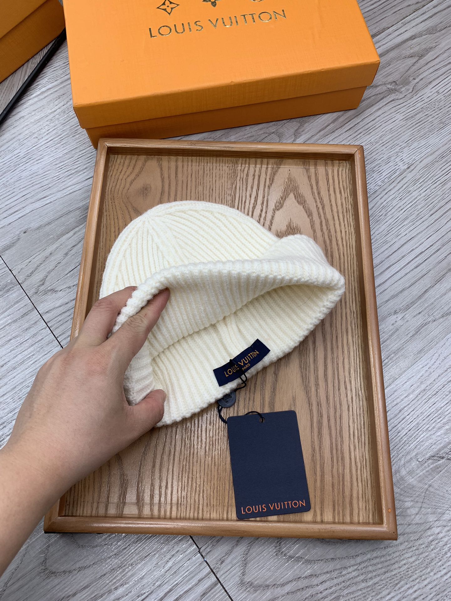 。L家。福利！！【细毛线针织单帽】新款上架，特别实惠的一个系列帽子，面料：细毛线。密度紧致！毛线针织面料