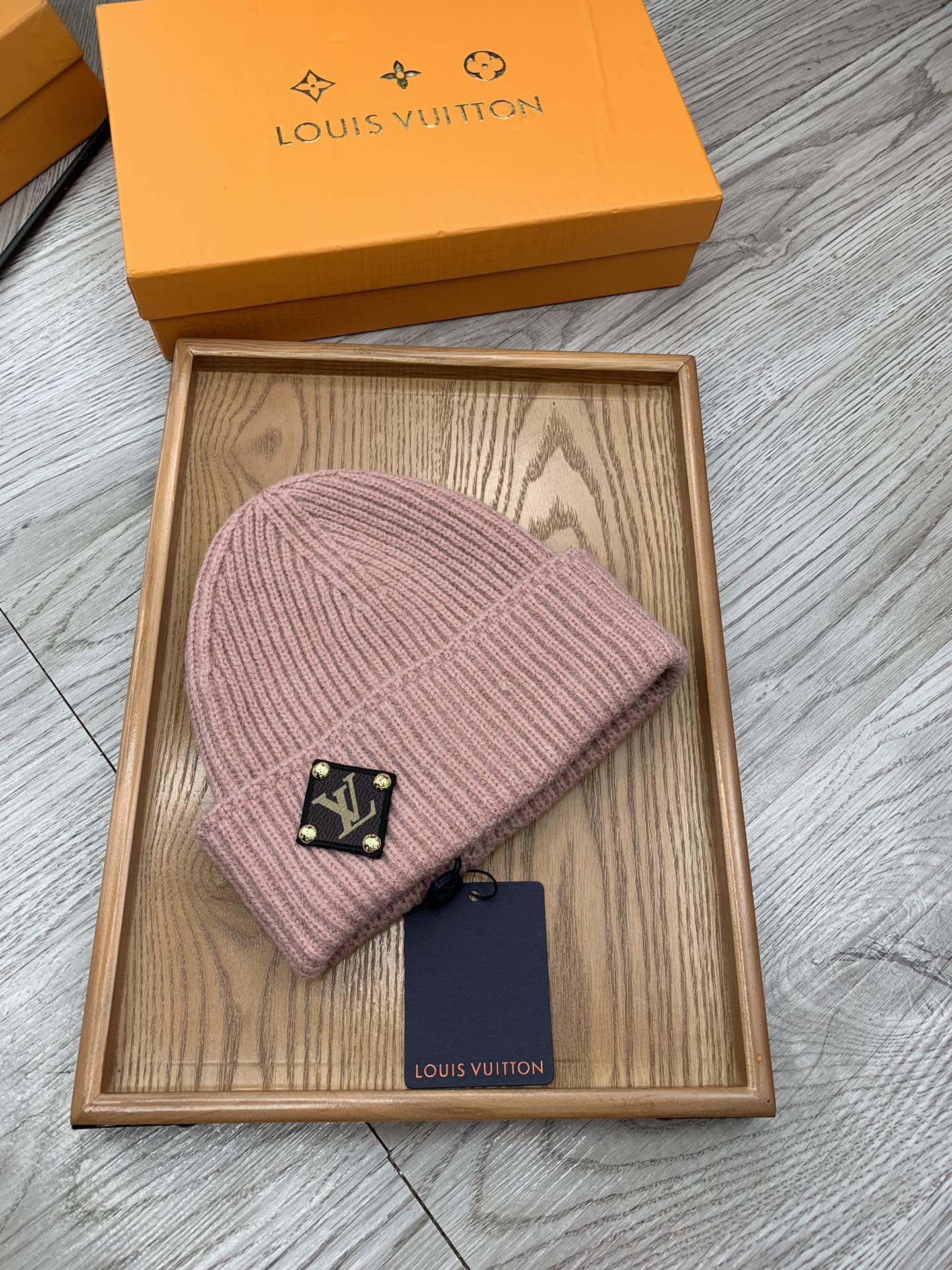 。L家。福利！！【细毛线针织单帽】新款上架，特别实惠的一个系列帽子，面料：细毛线。密度紧致！毛线针织面料