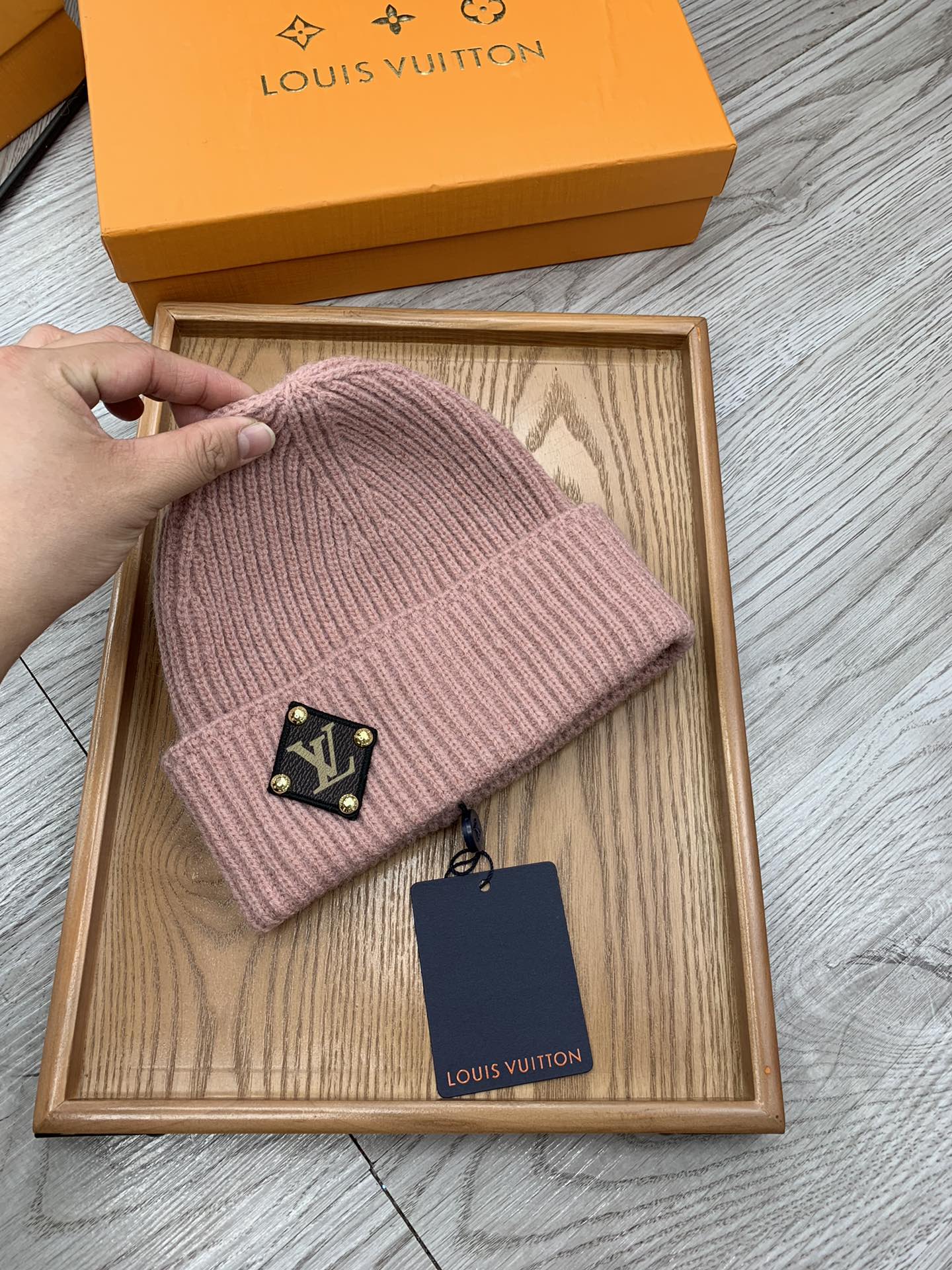 。L家。福利！！【细毛线针织单帽】新款上架，特别实惠的一个系列帽子，面料：细毛线。密度紧致！毛线针织面料