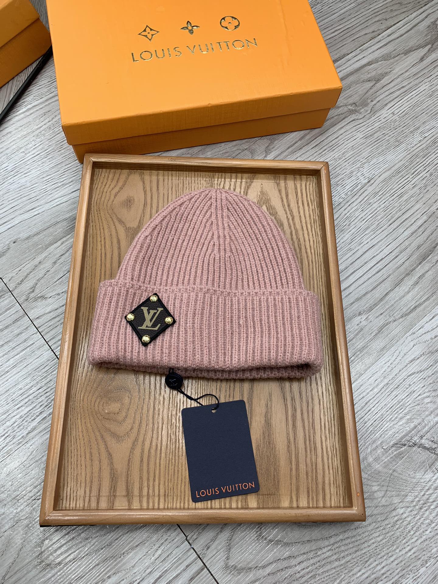 。L家。福利！！【细毛线针织单帽】新款上架，特别实惠的一个系列帽子，面料：细毛线。密度紧致！毛线针织面料