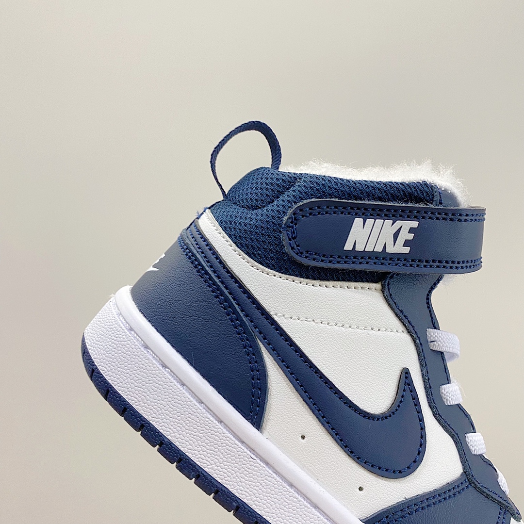 图片[7]-NK空军工装加绒高帮魔术贴童鞋 尺码：22-37.5重磅消息❗️❗️终于等到了这批加绒空军😭😭简约大方的设计，以防寒保暖为主的鞋子，颜值却也不低❗️内里采用加绒加厚的完美设计！保暖系数绝对专业级，抗寒效果必须优秀，进入冬季的必备单品，加绒空军必须提名！整个冬日有它脚脖子都暖🔥.-选品中心