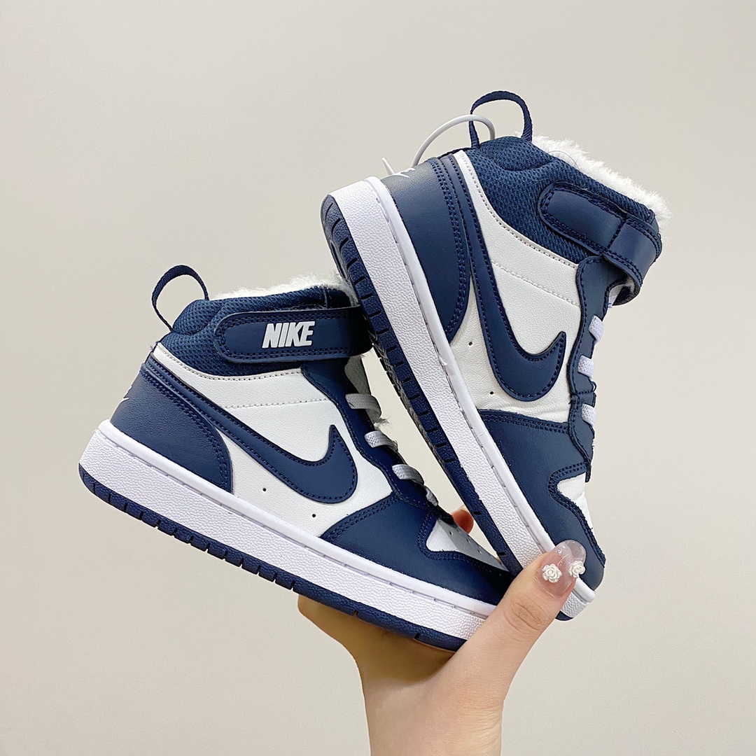 图片[4]-NK空军工装加绒高帮魔术贴童鞋 尺码：22-37.5重磅消息❗️❗️终于等到了这批加绒空军😭😭简约大方的设计，以防寒保暖为主的鞋子，颜值却也不低❗️内里采用加绒加厚的完美设计！保暖系数绝对专业级，抗寒效果必须优秀，进入冬季的必备单品，加绒空军必须提名！整个冬日有它脚脖子都暖🔥.-选品中心