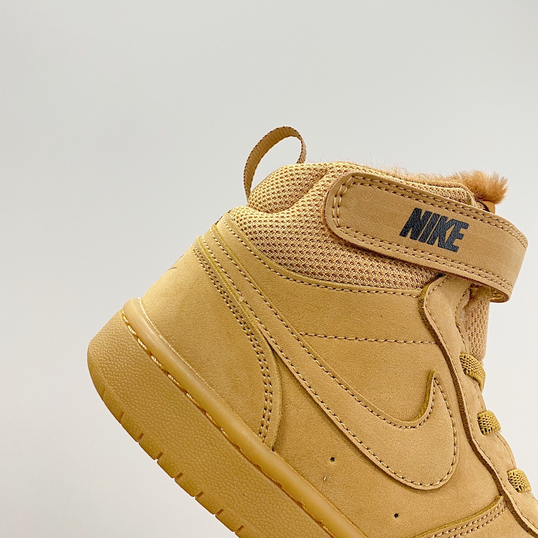 图片[7]-NK空军工装加绒高帮魔术贴童鞋 尺码：22-37.5重磅消息❗️❗️终于等到了这批加绒空军😭😭简约大方的设计，以防寒保暖为主的鞋子，颜值却也不低❗️内里采用加绒加厚的完美设计！保暖系数绝对专业级，抗寒效果必须优秀，进入冬季的必备单品，加绒空军必须提名！整个冬日有它脚脖子都暖🔥.-选品中心