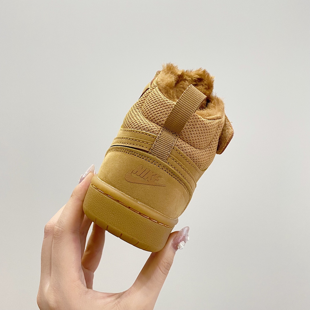 图片[8]-NK空军工装加绒高帮魔术贴童鞋 尺码：22-37.5重磅消息❗️❗️终于等到了这批加绒空军😭😭简约大方的设计，以防寒保暖为主的鞋子，颜值却也不低❗️内里采用加绒加厚的完美设计！保暖系数绝对专业级，抗寒效果必须优秀，进入冬季的必备单品，加绒空军必须提名！整个冬日有它脚脖子都暖🔥.-选品中心