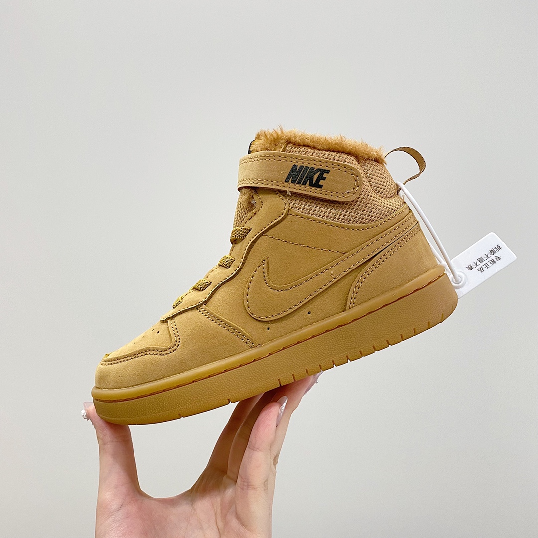 图片[5]-NK空军工装加绒高帮魔术贴童鞋 尺码：22-37.5重磅消息❗️❗️终于等到了这批加绒空军😭😭简约大方的设计，以防寒保暖为主的鞋子，颜值却也不低❗️内里采用加绒加厚的完美设计！保暖系数绝对专业级，抗寒效果必须优秀，进入冬季的必备单品，加绒空军必须提名！整个冬日有它脚脖子都暖🔥.-选品中心