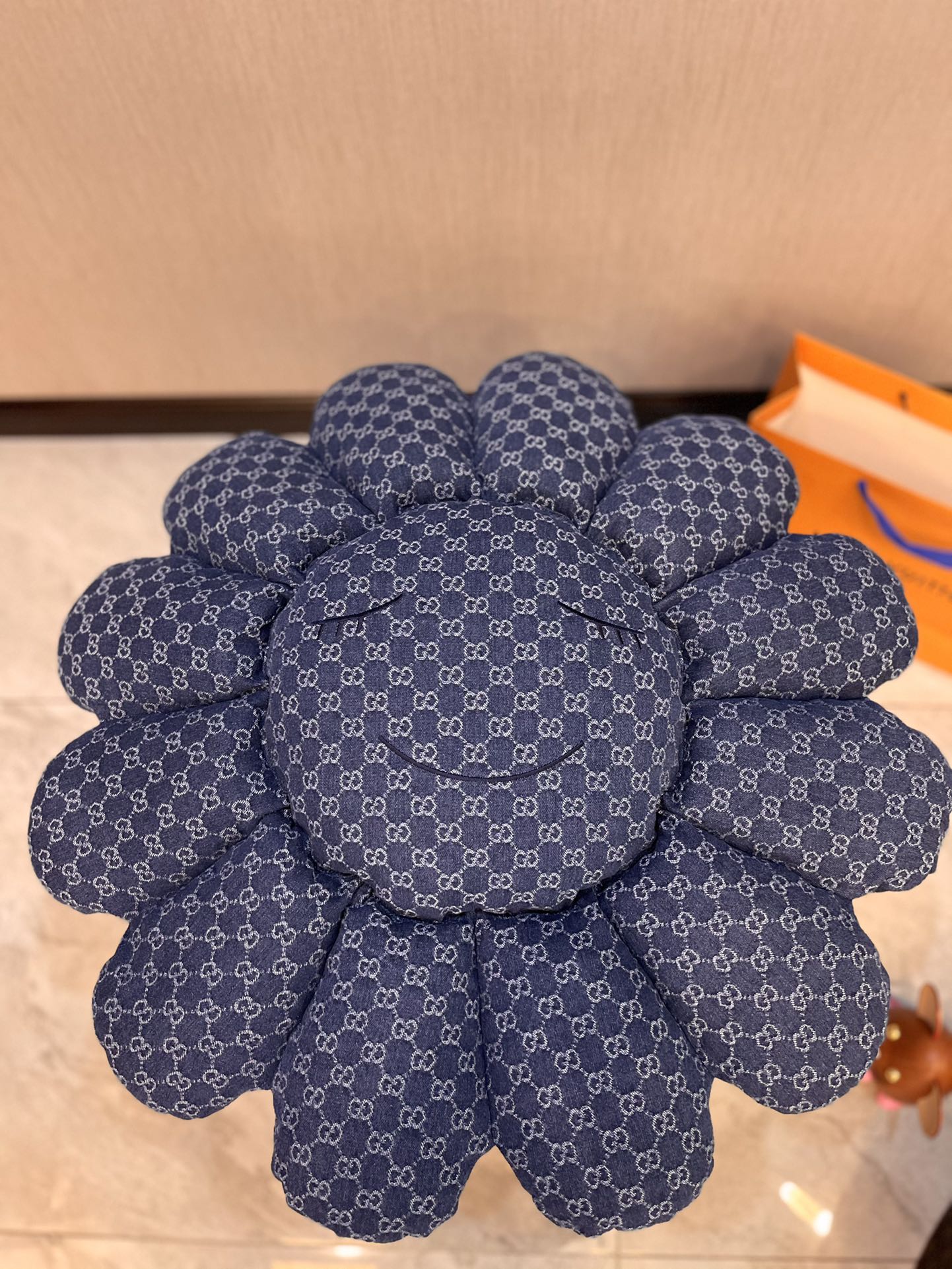 Gucci Cushion - Comprehensive 8