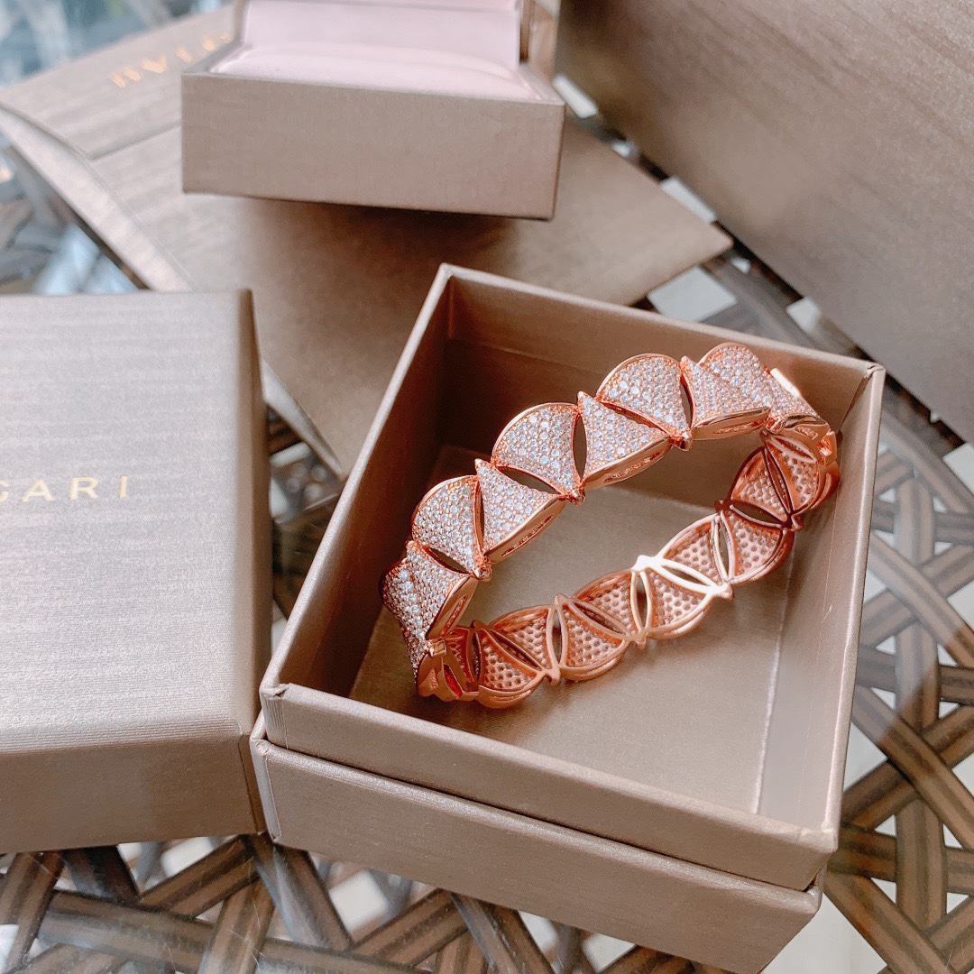 BVLGARI Bracelet Gold-Plated 18K Gold-Top Quality