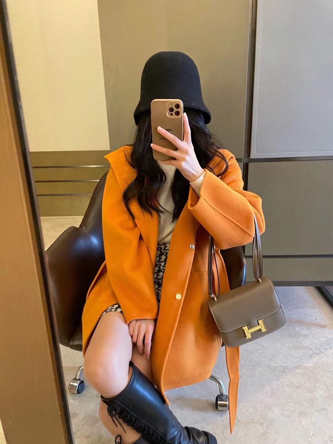 loewe皮标橘色大衣LOEW&罗意