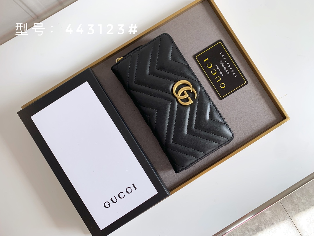 Gucci Soho レディース クラシック ラウンドファスナー財布