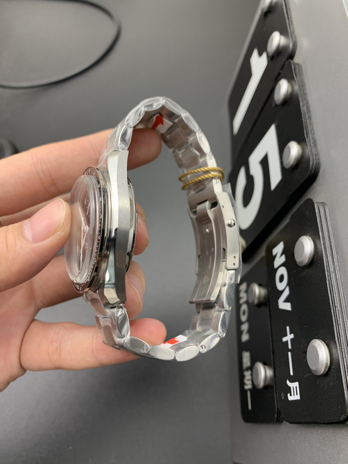 Omega OM 海马计时