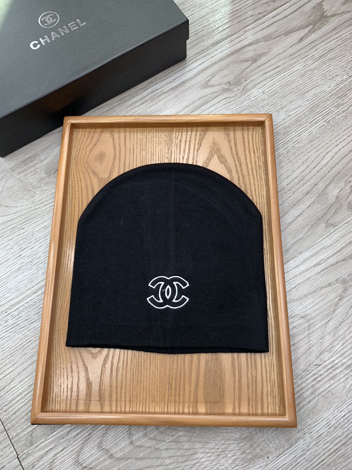 NO:189769,Special offer.C home. Benefits!  !  [Fine wool knit single hat] The new model is on the shelves, a series of hats with fine wool fabric. The density is tight!  The wool knitted fabric feels comfortable and breathable!  The style is novel and unique!  A must-have item on the street, age-reducing and fashionable, very generous!  The hat looks very good!  And the price is very beautiful!  It is a very good item to give to others for your own use!  !  Complete trademark tags!  !  There are many styles and colors!  Hat fisherman hat baseball hat knit hat, hat, chanel, espadrilles, hats19860909特价.C家.福利！！【细毛线针织单帽】新款上架,特别实惠的一个系列帽子,面料细毛线.密度紧致！毛线针织面料手感舒适透气性好！款式新颖别致！出街必备单品,减龄又时尚,非常大方！帽型特别好看！而且价格非常美丽！送人自用都是非常不错的一款单品哦！！商标吊牌齐全！！款式多多,颜色多多！帽子渔夫帽棒球帽针织帽,帽子,chanel,espadrilles,hats,hat