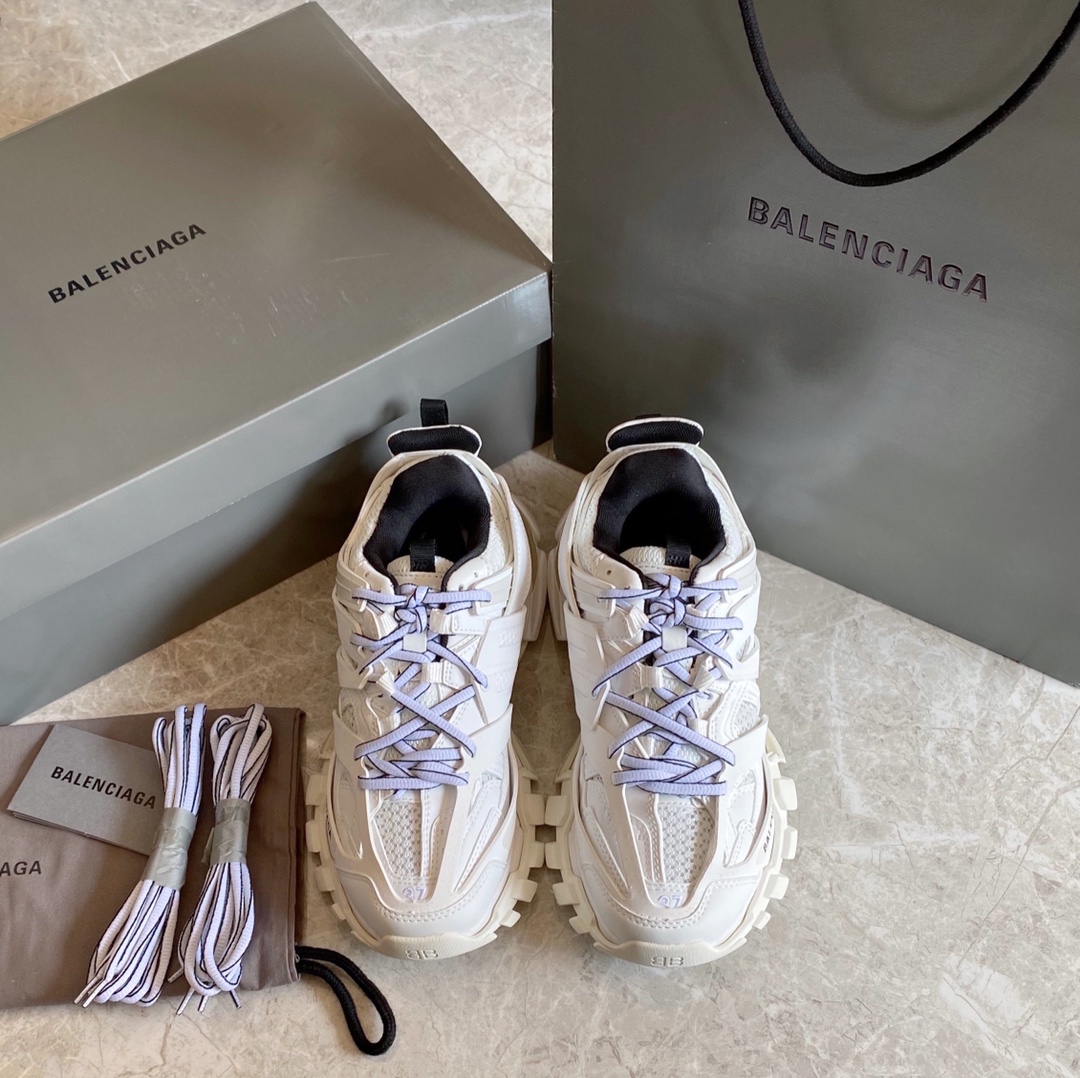 Forro blanco y negro Balenciaga · Balenciaga 2021ss nuevo nuevo color Track 3.0 zapatos para papá de tercera generación…